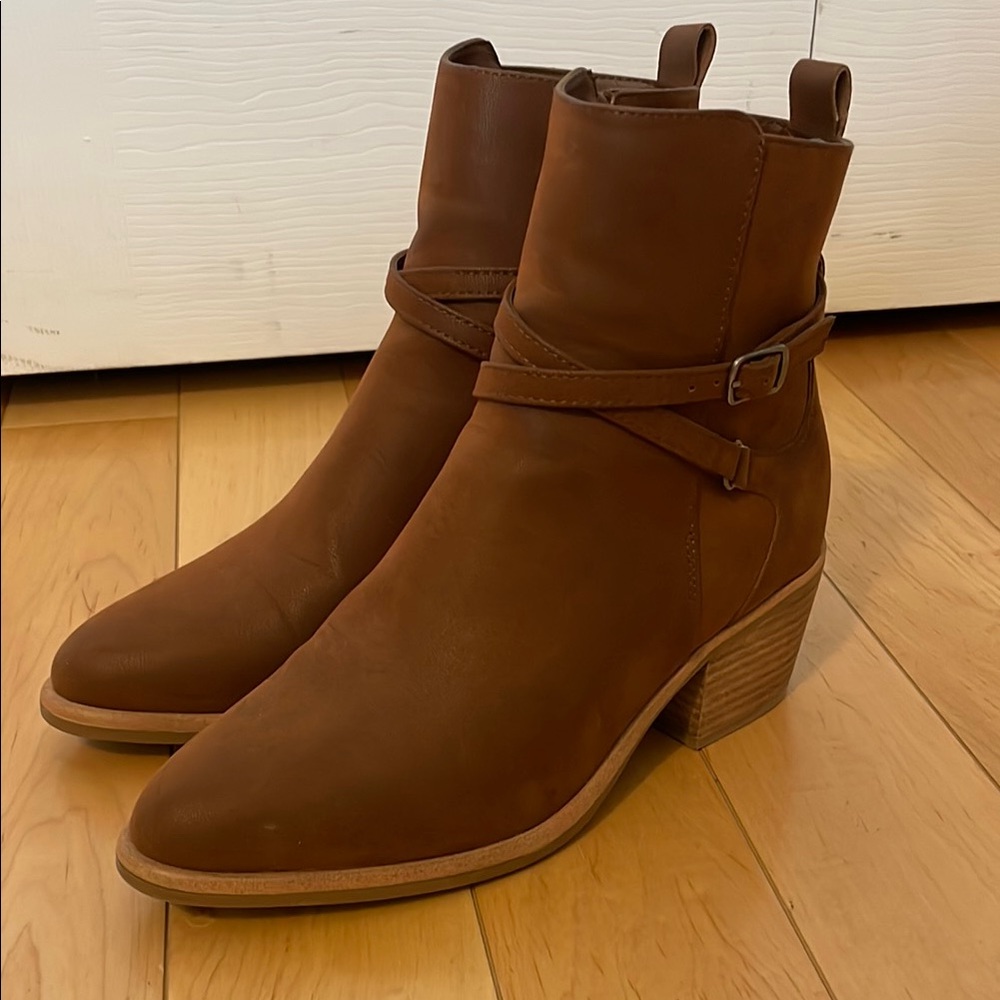 Brown Ankle Boots with Strap Detail MIA 8